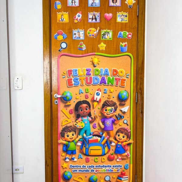 Painel de Porta – Dia do Estudante